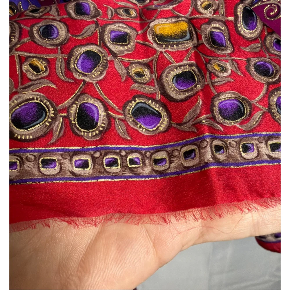 Vintage 80s Oscar de la Renta Jewel Print Baroque Ornate Gemstone Silk Scarf - Picture 4 of 6